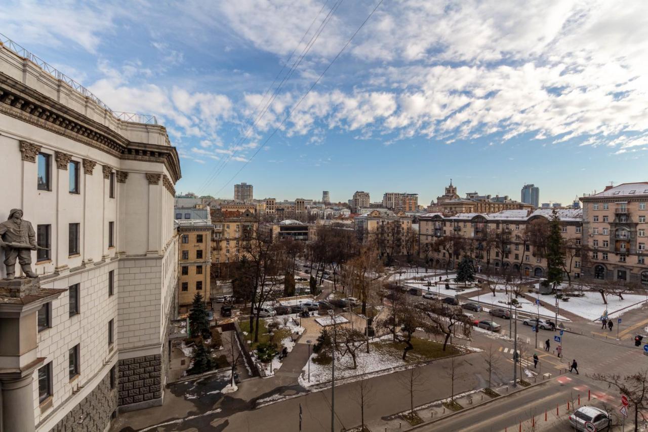 Central Apartments Maidan Area Kyiv Exterior foto